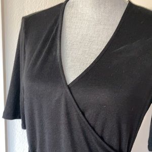 41 Hawthorn Criss-cross black sweater